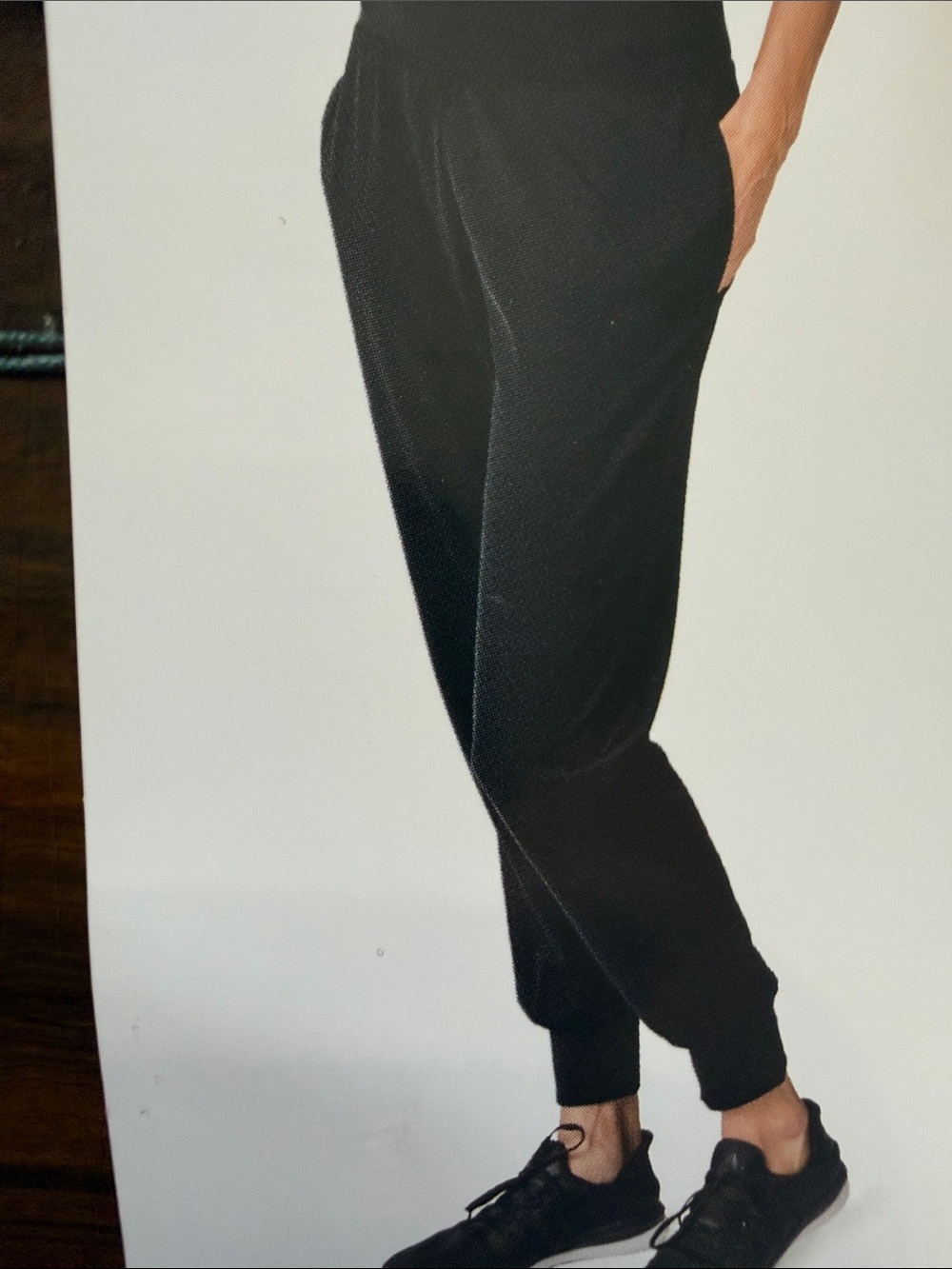 Tuff Women's Vida Jogger- size medium- black